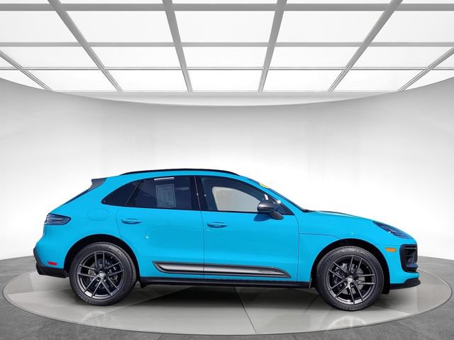 Used 2023 Porsche Macan Turbo AWD/4WD image 3