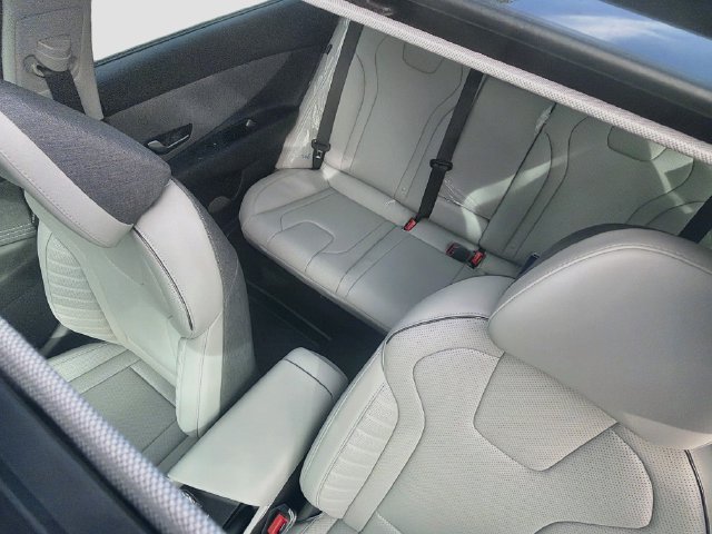 New 2026 Hyundai Elantra SEL Sport FWD image 22