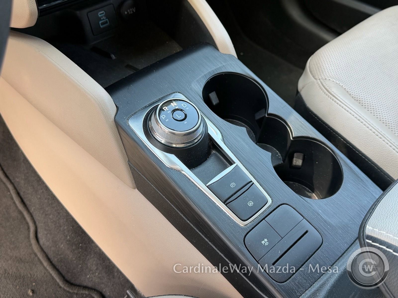 Used 2022 Ford Escape SEL w/ Technology Package FWD image 11