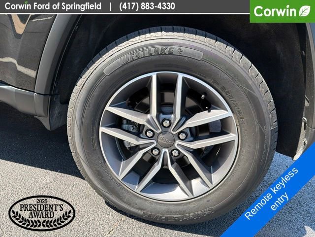 Used 2021 Jeep Grand Cherokee Limited w/ Premium Lighting Group AWD/4WD image 7