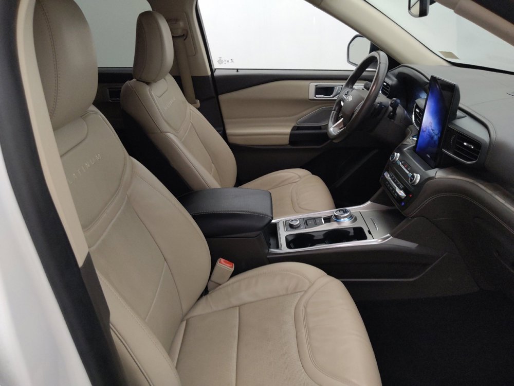 Used 2020 Ford Explorer Platinum w/ Premium Technology Package AWD/4WD image 21