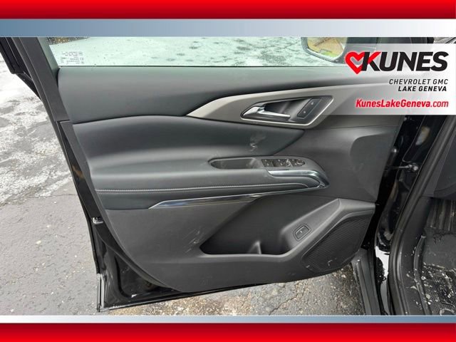 New 2026 Chevrolet Traverse LT w/ Sun and Wheel Package image 10