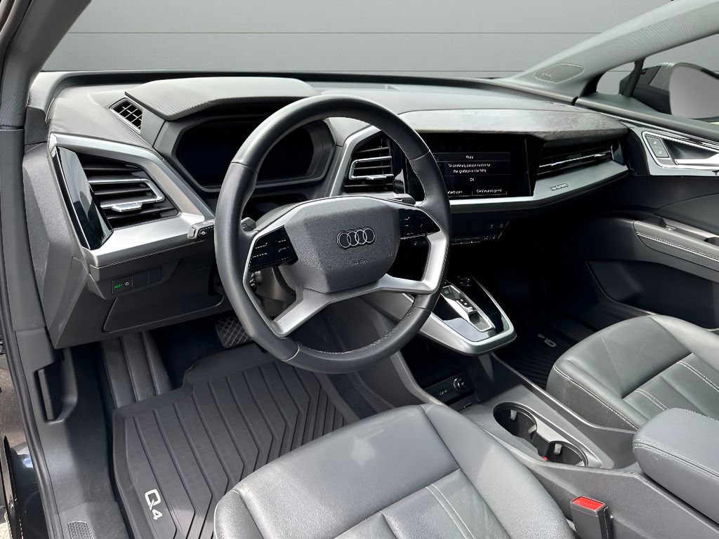 Used 2023 Audi Q4 e-tron Premium Plus w/ Premium Plus image 13