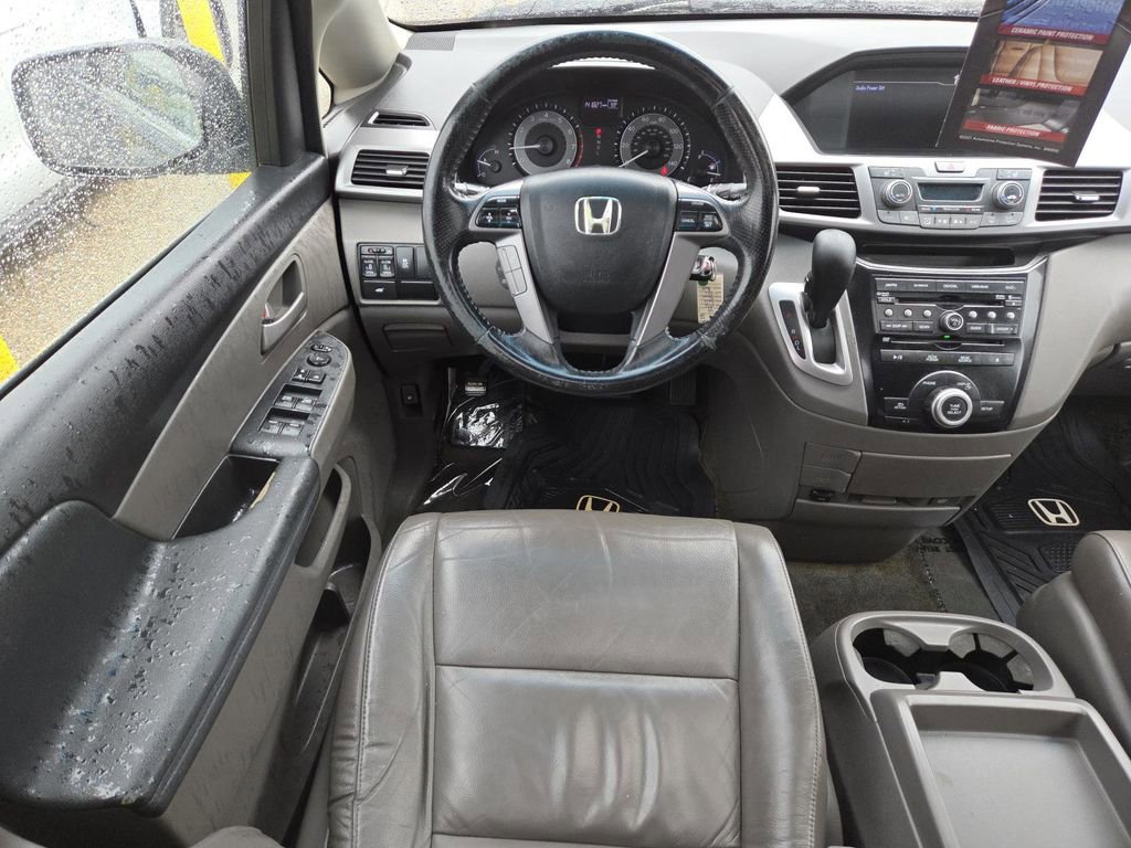 Used 2012 Honda Odyssey EX-L image 22
