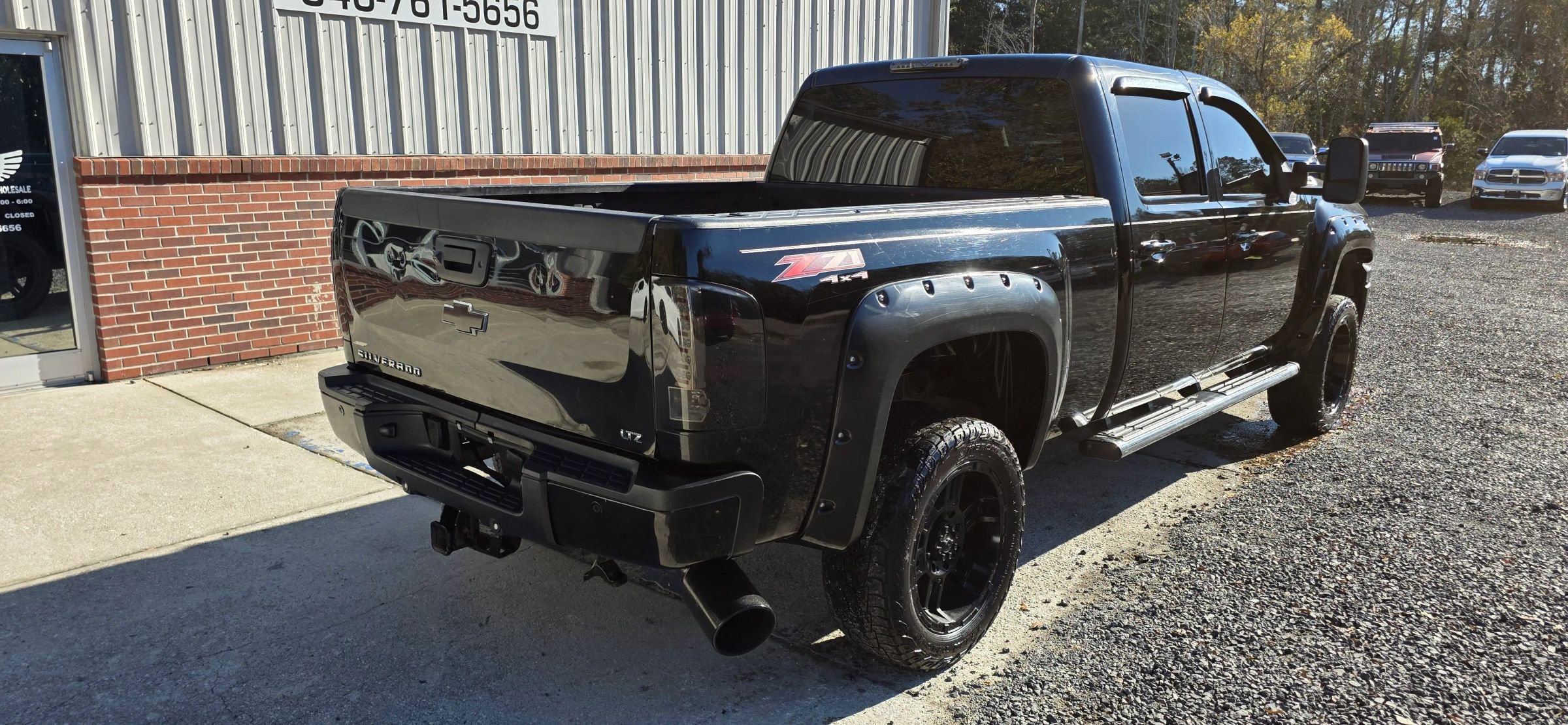 Used 2014 Chevrolet Silverado 2500 LTZ w/ LTZ Plus Package AWD/4WD image 6