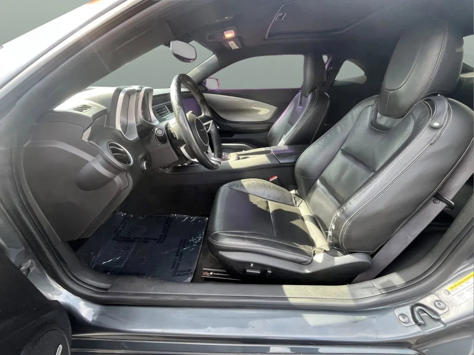 Used 2010 Chevrolet Camaro LT w/ RS Package RWD image 10