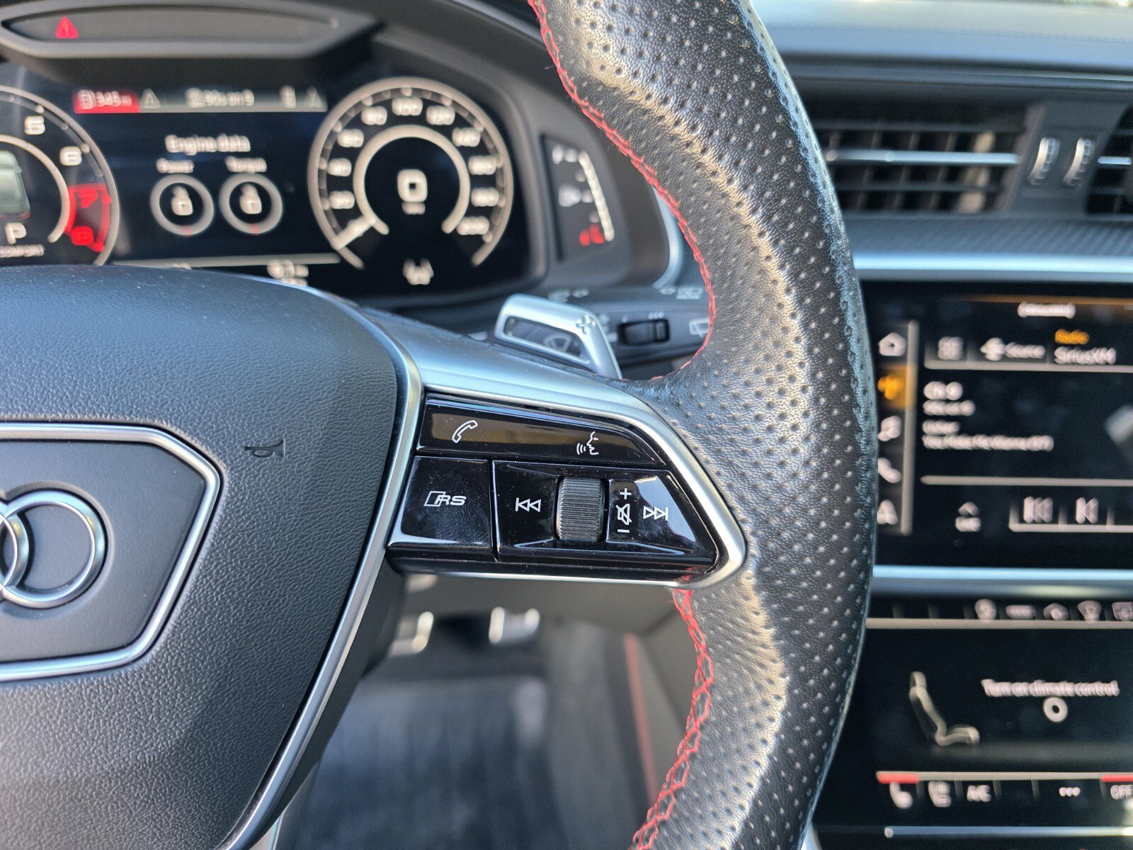 Used 2022 Audi RS 6 image 19