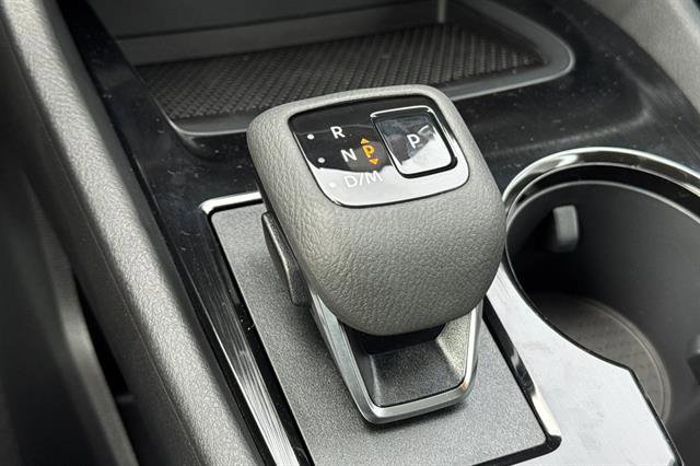New 2026 Nissan Rogue S image 19