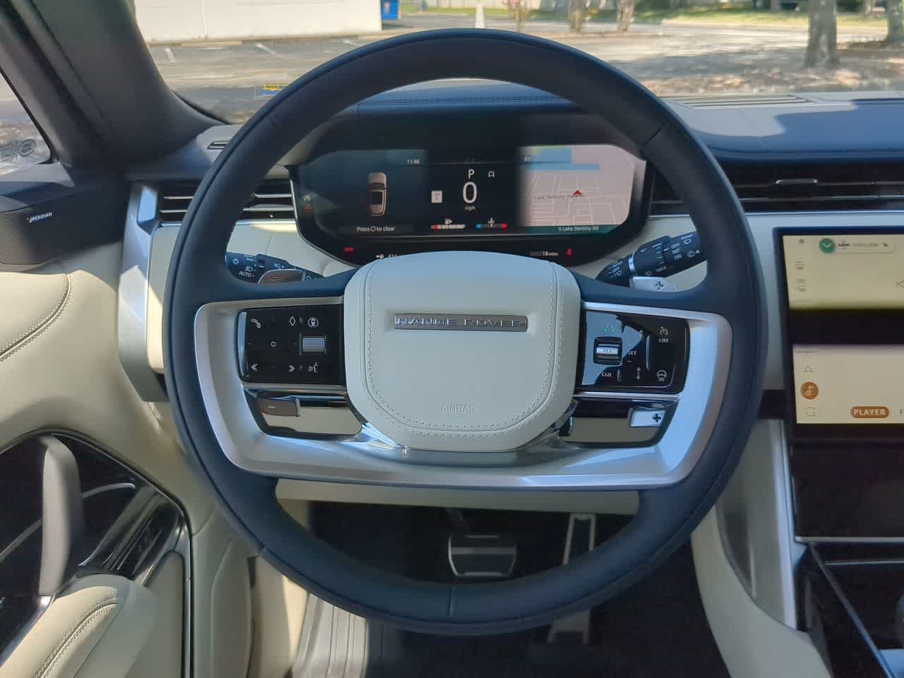 New 2026 Land Rover Range Rover Long Wheelbase SE AWD/4WD image 24
