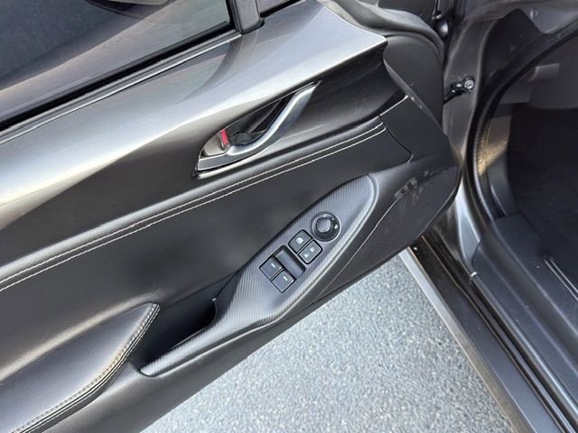 Used 2023 MAZDA MX-5 Miata Grand Touring RWD image 9