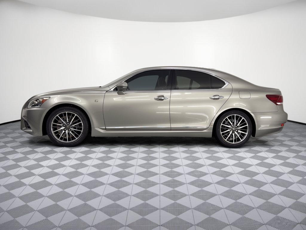 Used 2016 Lexus LS 460 w/ F Sport Package RWD image 2