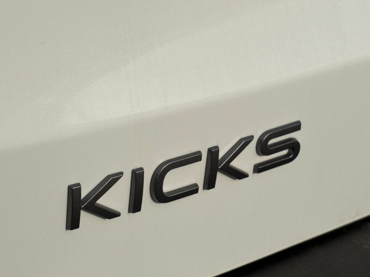 New 2026 Nissan Kicks SV w/ SV Premium Package FWD image 8