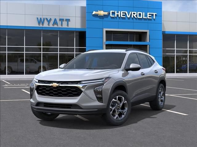 New 2026 Chevrolet Trax LT w/ Driver Confidence Package FWD image 7