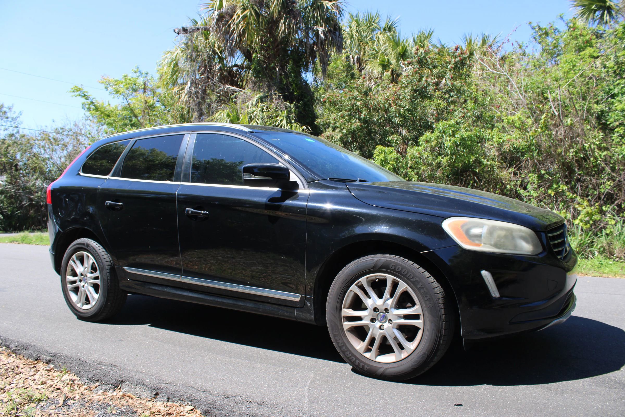 Used 2015 Volvo XC60 T5 Premier image 13