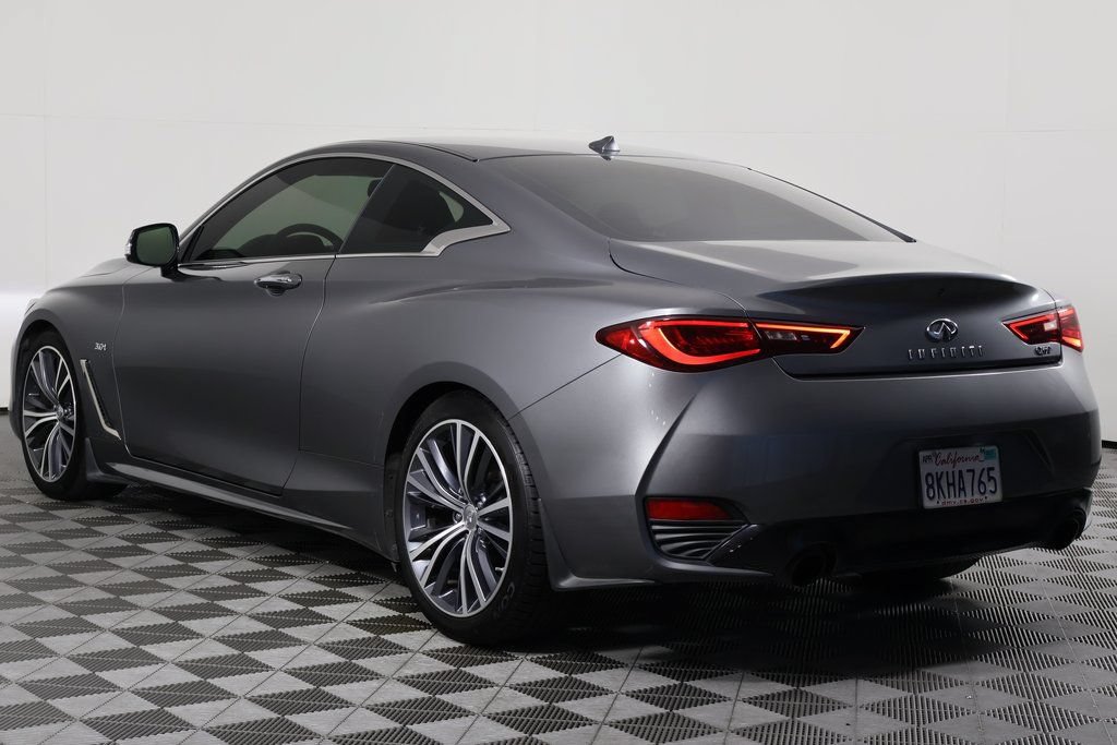 Used 2019 INFINITI Q60 3.0t Luxe w/ Essential Package RWD image 6