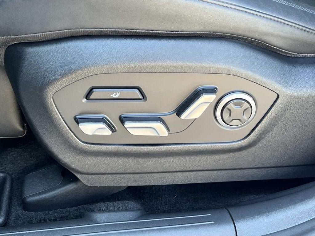 Used 2024 Hyundai Santa Fe Calligraphy FWD image 34