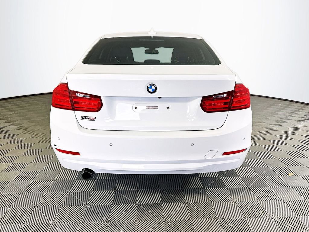 Used 2015 BMW 320i xDrive Sedan AWD/4WD image 8