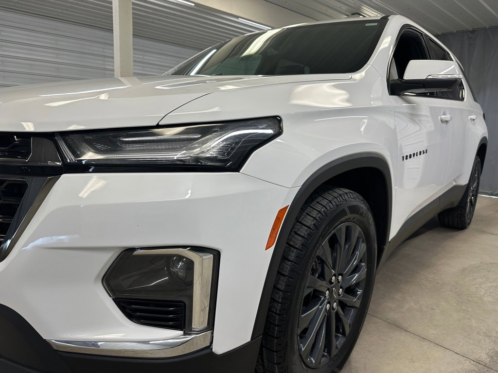 Certified 2022 Chevrolet Traverse RS image 40