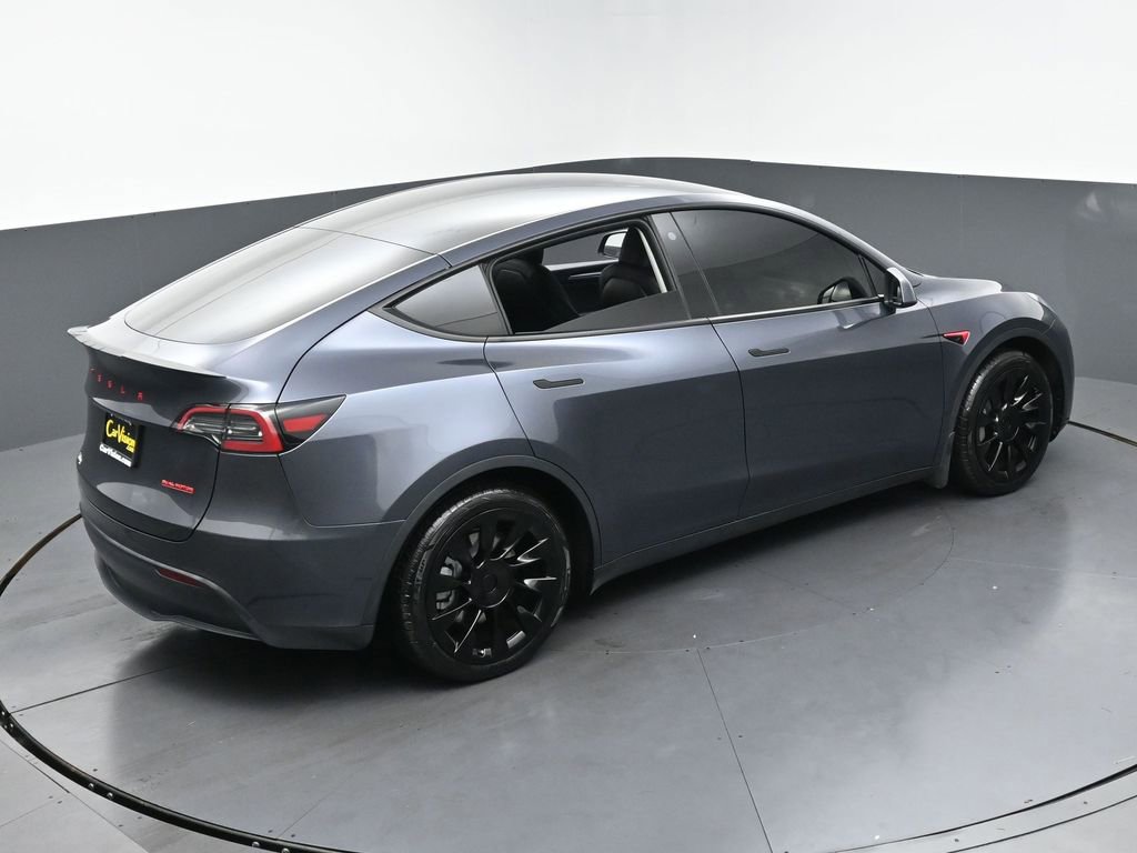 Used 2023 Tesla Model Y Long Range AWD/4WD image 43