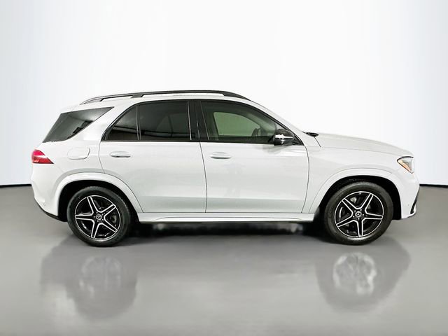 Used 2024 Mercedes-Benz GLE 350 4MATIC w/ AMG Line Exterior image 4