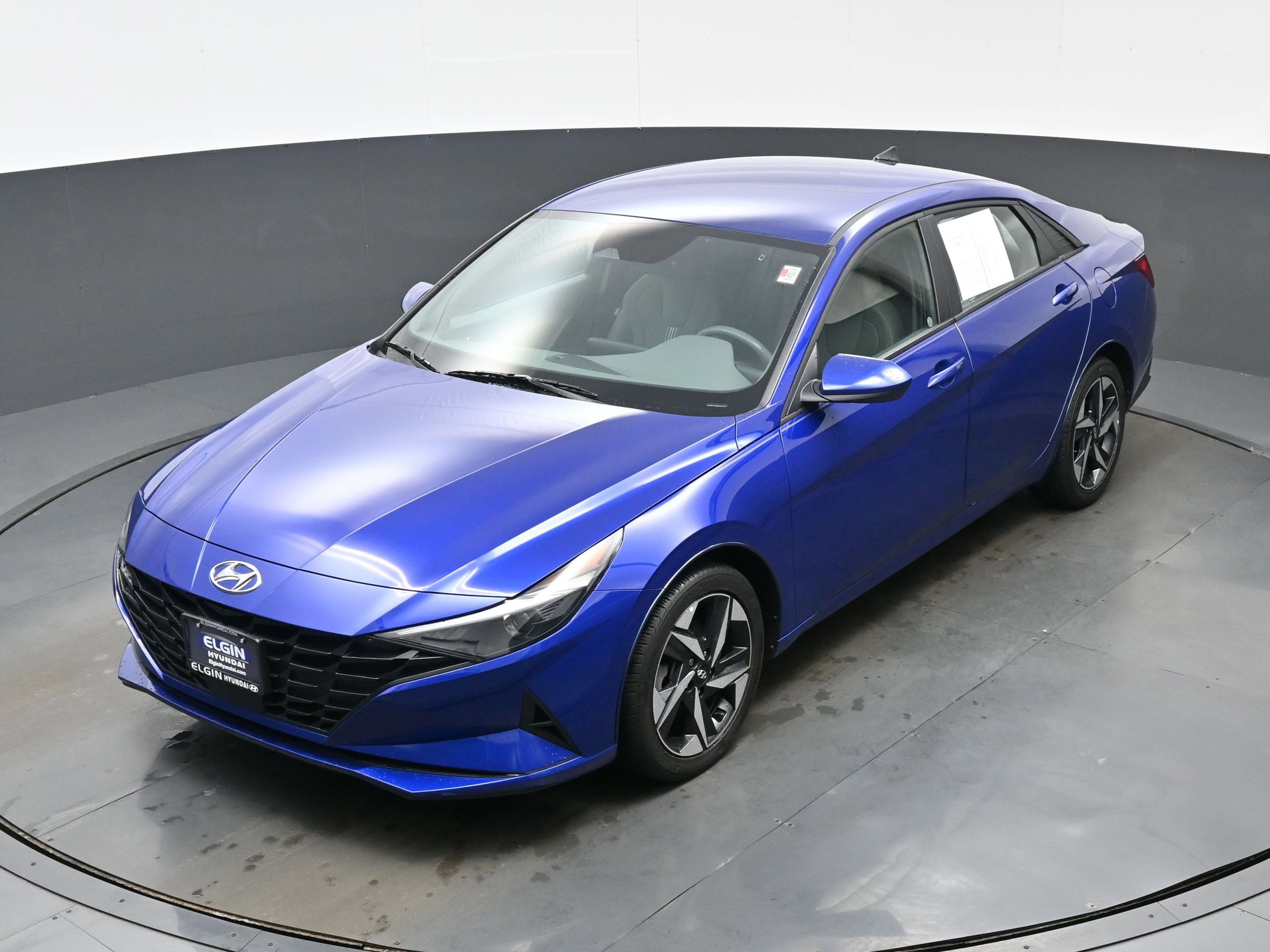 Used 2023 Hyundai Elantra SEL w/ Convenience Package image 32