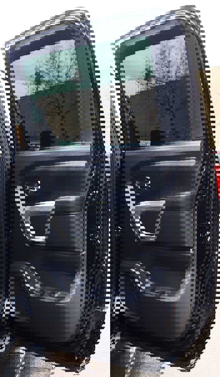 Used 2020 Nissan Titan SV w/ SV Convenience Package image 26