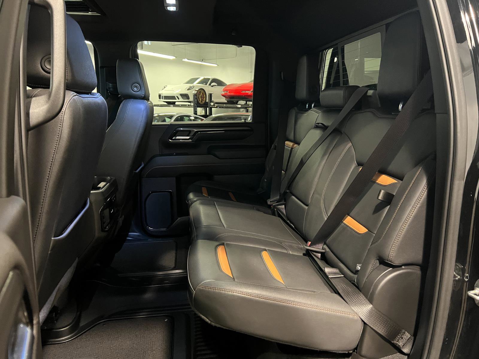 Used 2024 GMC Sierra 2500 AT4 w/ AT4 Premium Plus Package image 29