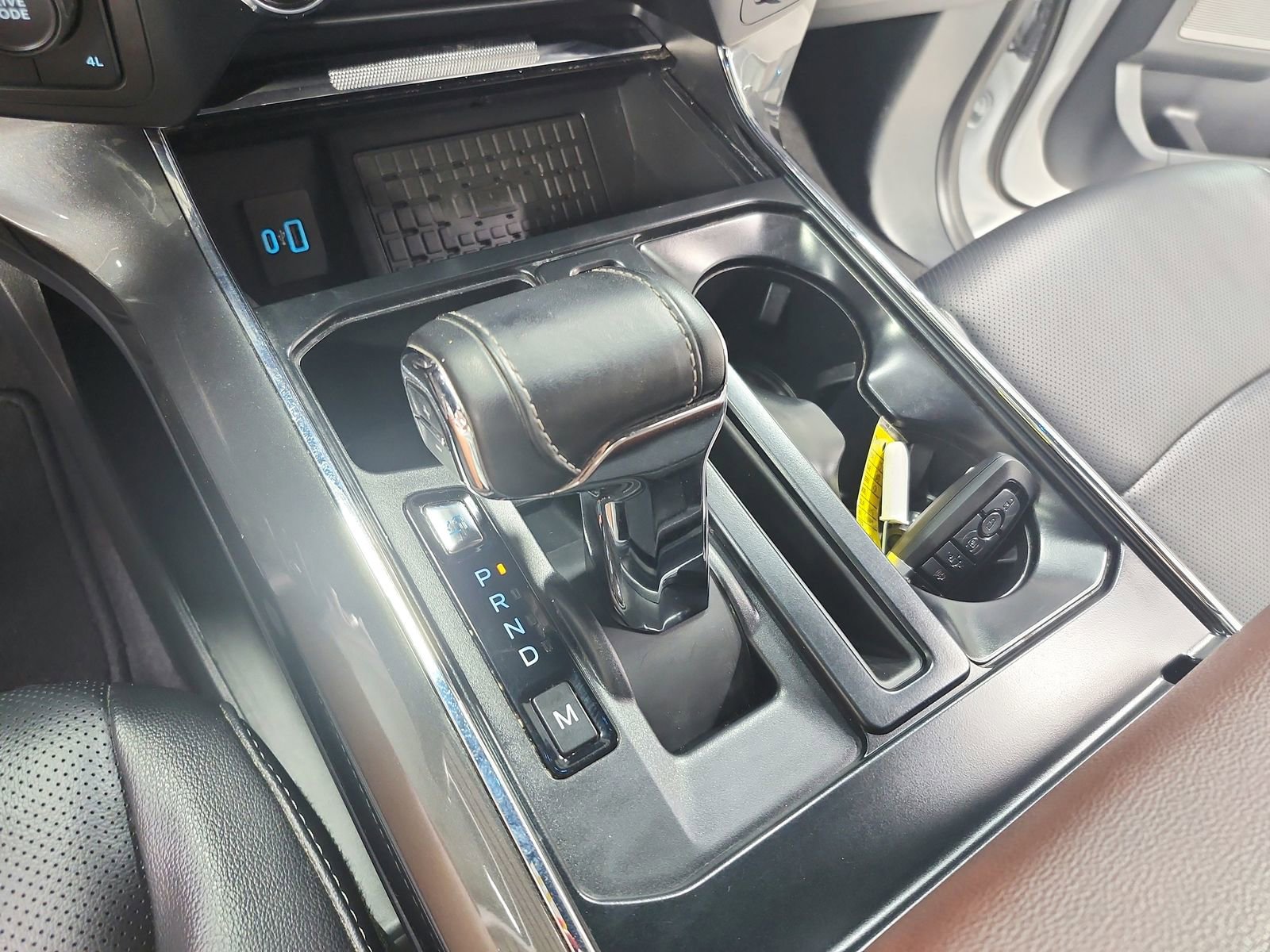 Used 2023 Ford F150 Lariat w/ Equipment Group 502A High image 28