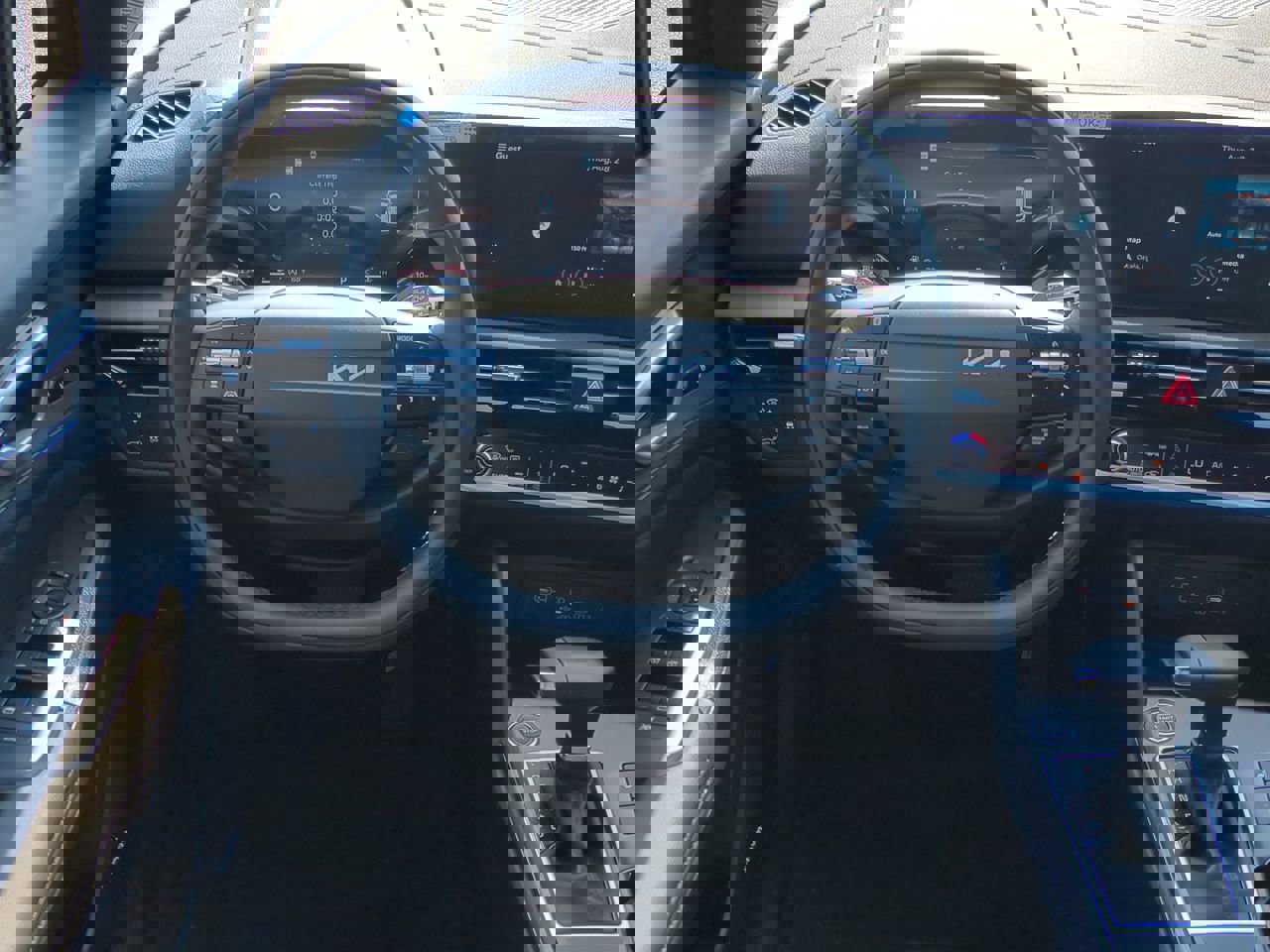 New 2026 Kia Sportage X-Line w/ X-Line Technology Package image 12