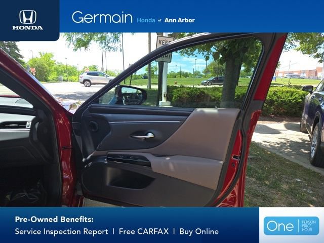 Used 2023 Lexus ES 350 w/ Premium Package FWD image 18