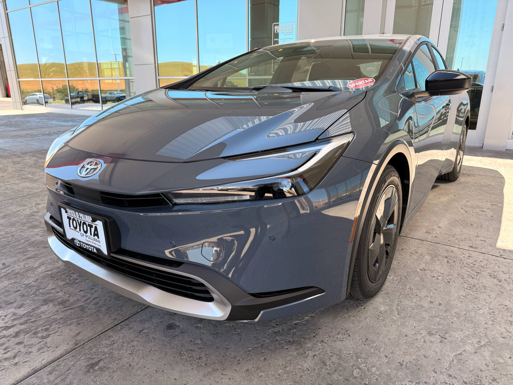 New 2026 Toyota Prius Plug-In Hybrid FWD image 4