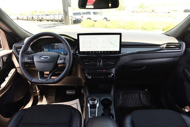Used 2023 Ford Escape ST-Line Elite image 7