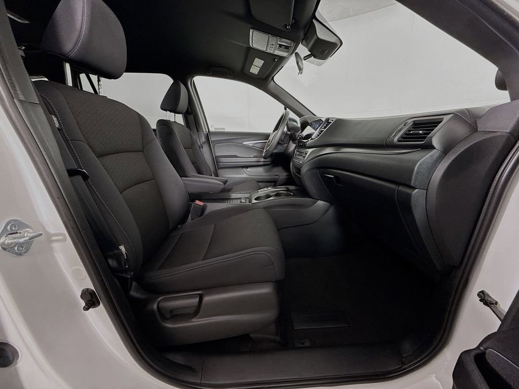 Certified 2021 Honda Passport Sport image 22