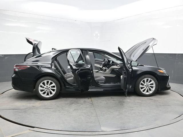 Used 2023 Toyota Camry LE FWD image 48
