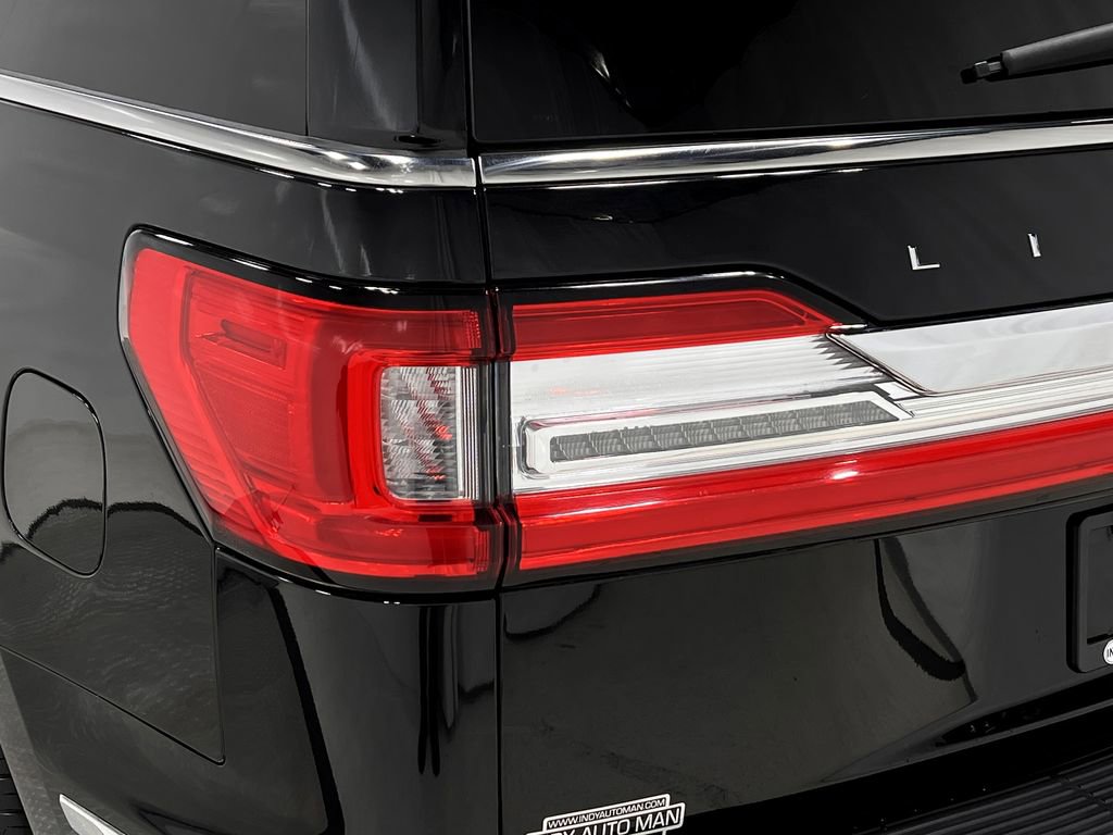 Used 2020 Lincoln Navigator Reserve w/ Luxury Package image 37