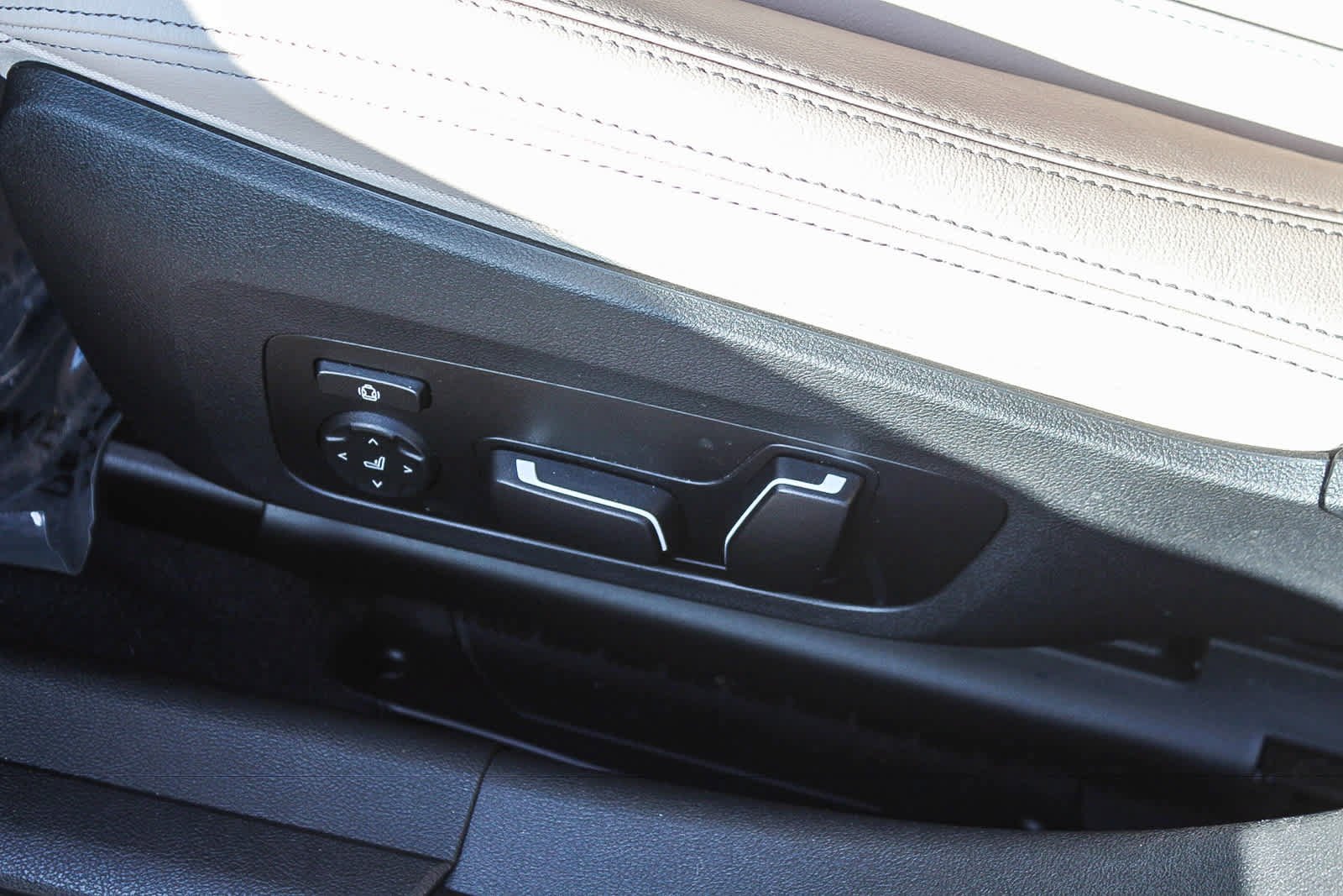 Used 2025 BMW M340i Sedan RWD image 20