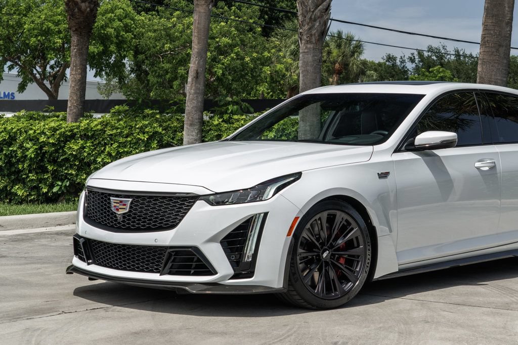 Used 2024 Cadillac CT5 V Blackwing w/ Carbon Fiber Package 2 RWD image 2