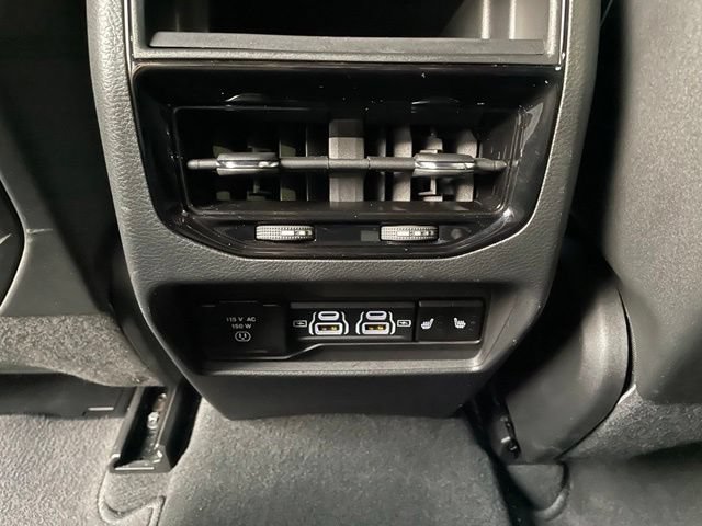 Used 2024 Jeep Grand Cherokee Limited AWD/4WD image 26