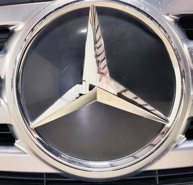 Used 2025 Mercedes-Benz GLB 250 image 30