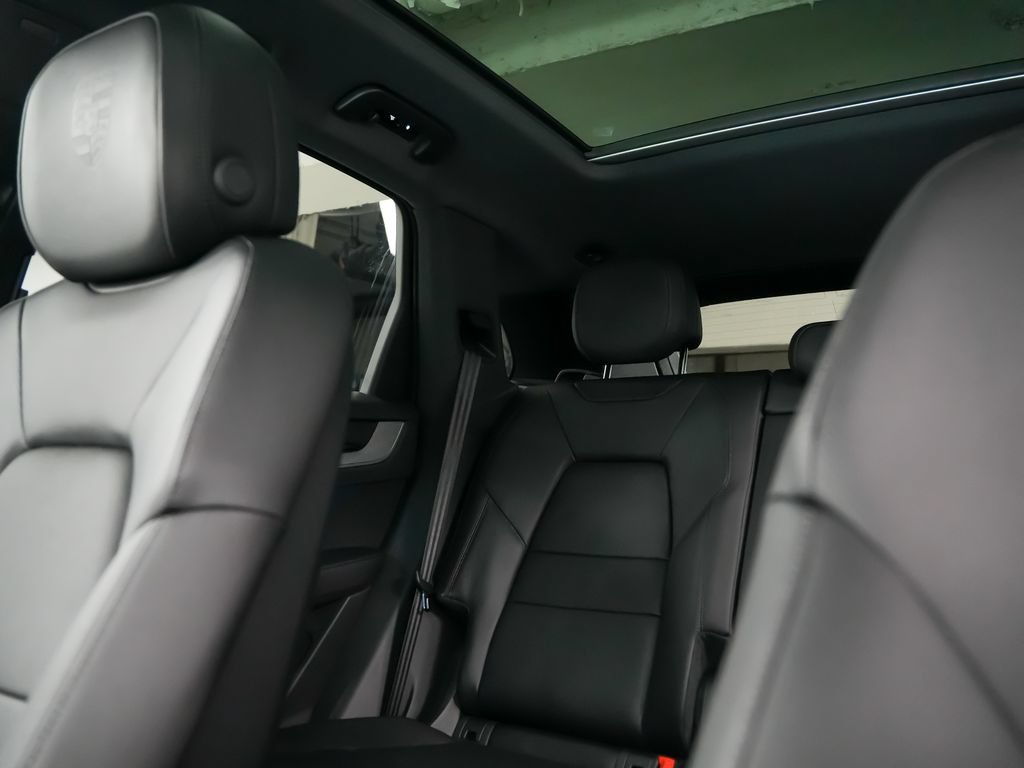 New 2026 Porsche Cayenne AWD/4WD image 34