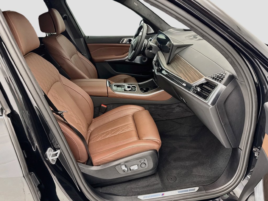 Certified 2026 BMW X5 M60i AWD/4WD image 19