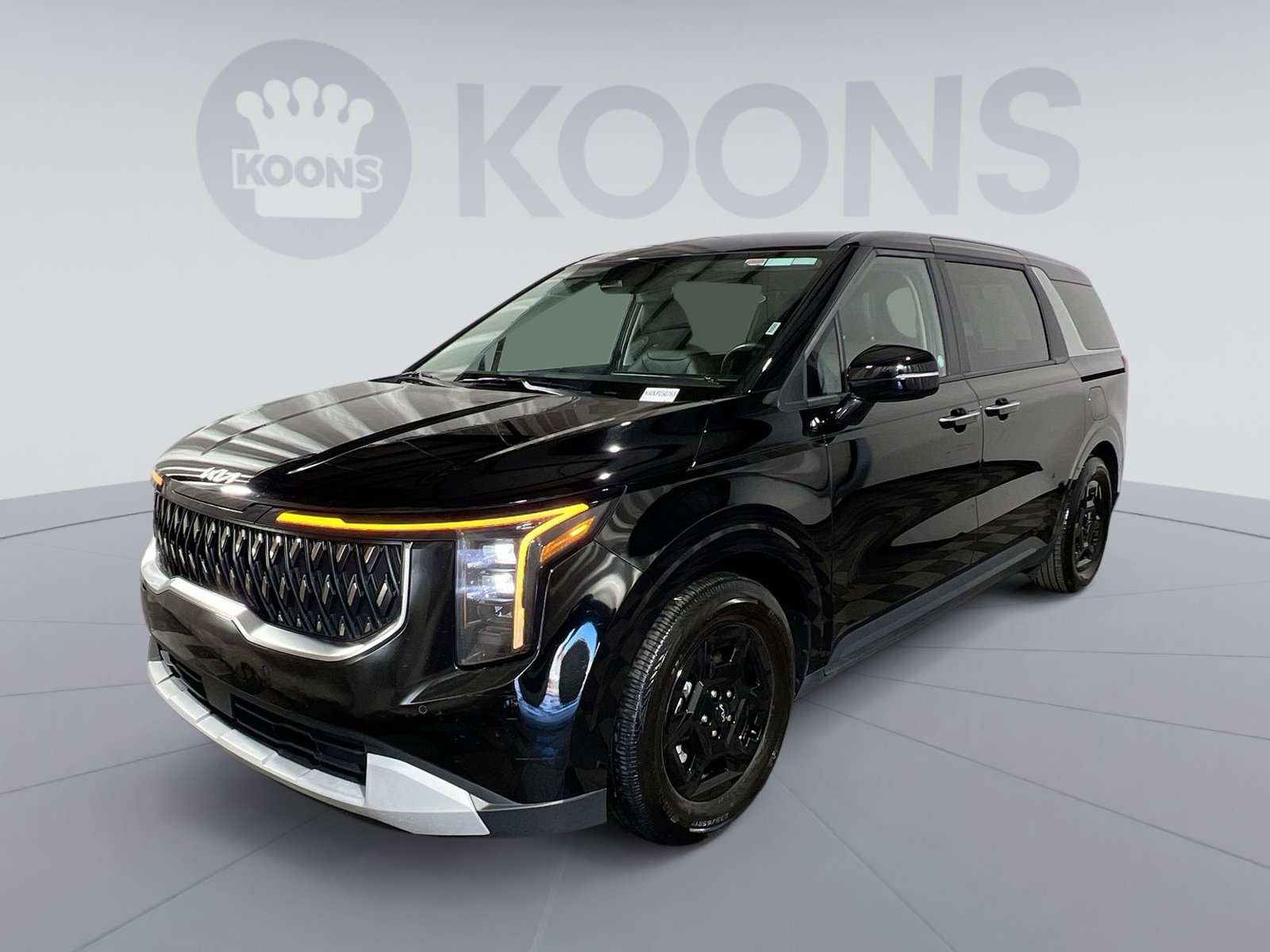 Used 2025 Kia Carnival