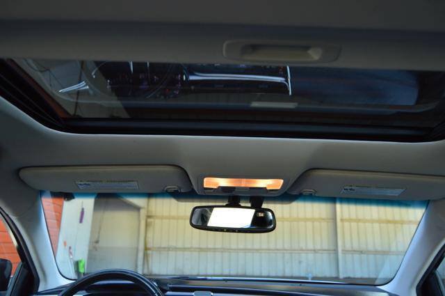 Used 2014 Toyota Avalon Limited FWD image 24