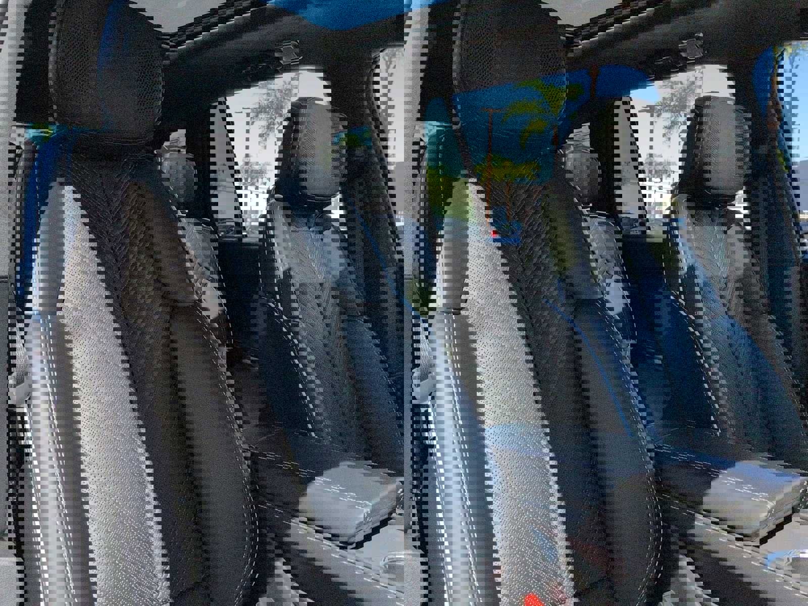 New 2026 Cadillac Vistiq Platinum image 28