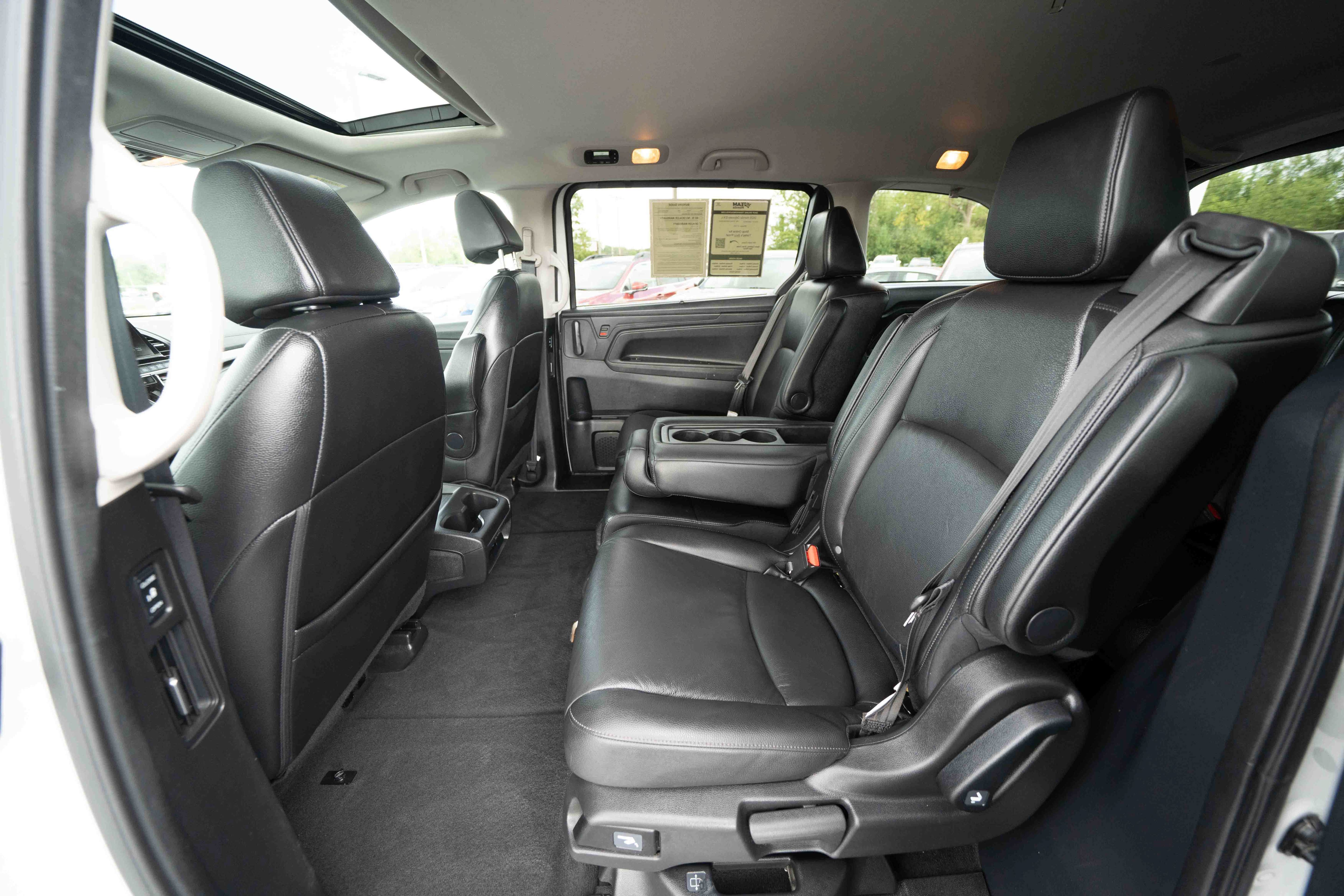 Used 2025 Honda Odyssey EX-L image 23