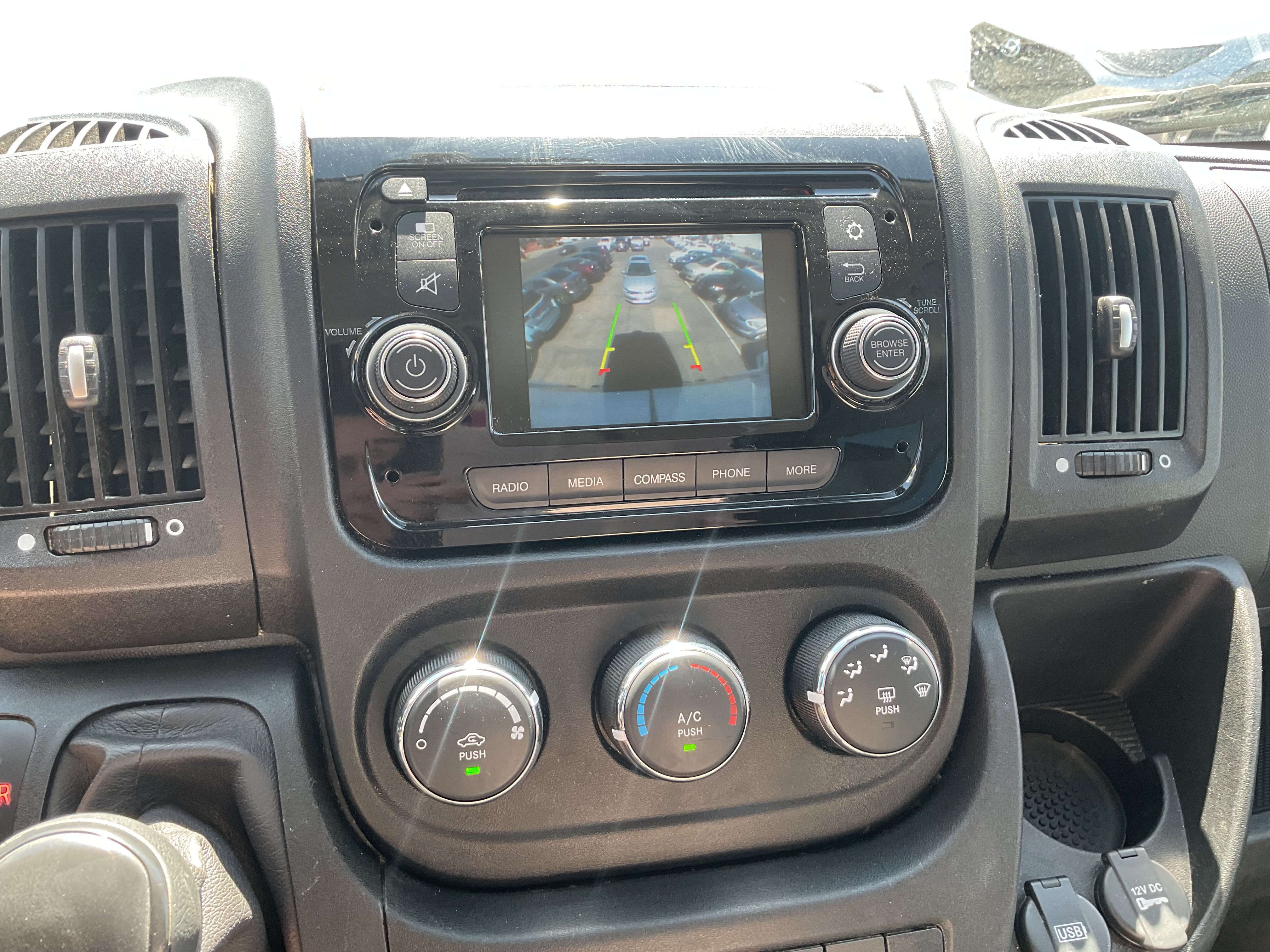 Used 2016 RAM ProMaster 2500 w/ Mopar Trailer Tow Group FWD image 12