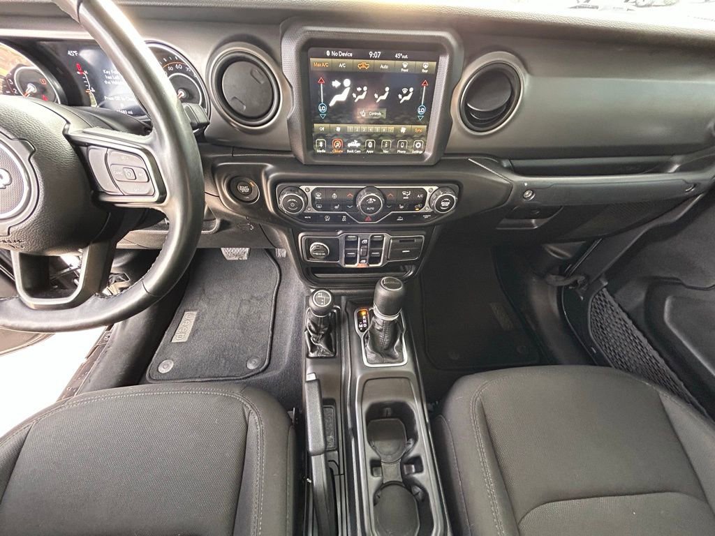 Used 2022 Jeep Gladiator Sport AWD/4WD image 19