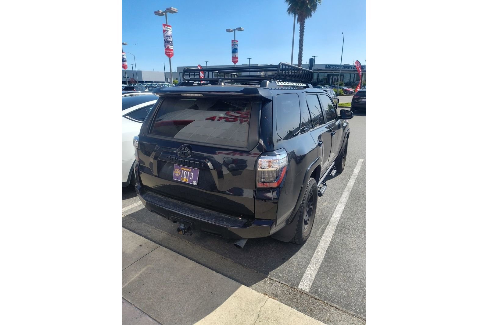 Certified 2023 Toyota 4Runner SR5 Premium w/ Moonroof Package AWD/4WD image 4