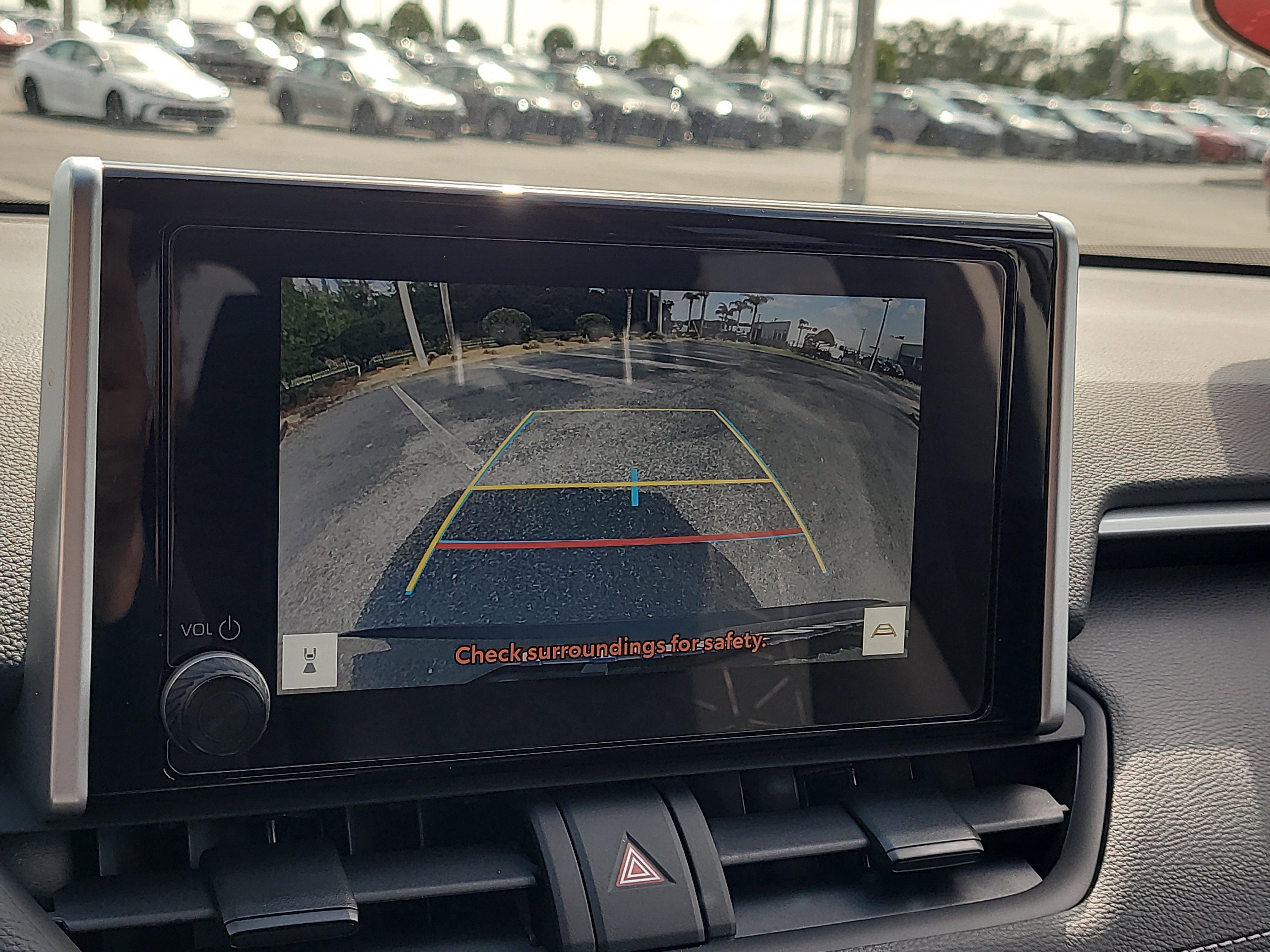 Certified 2025 Toyota RAV4 XLE FWD image 26