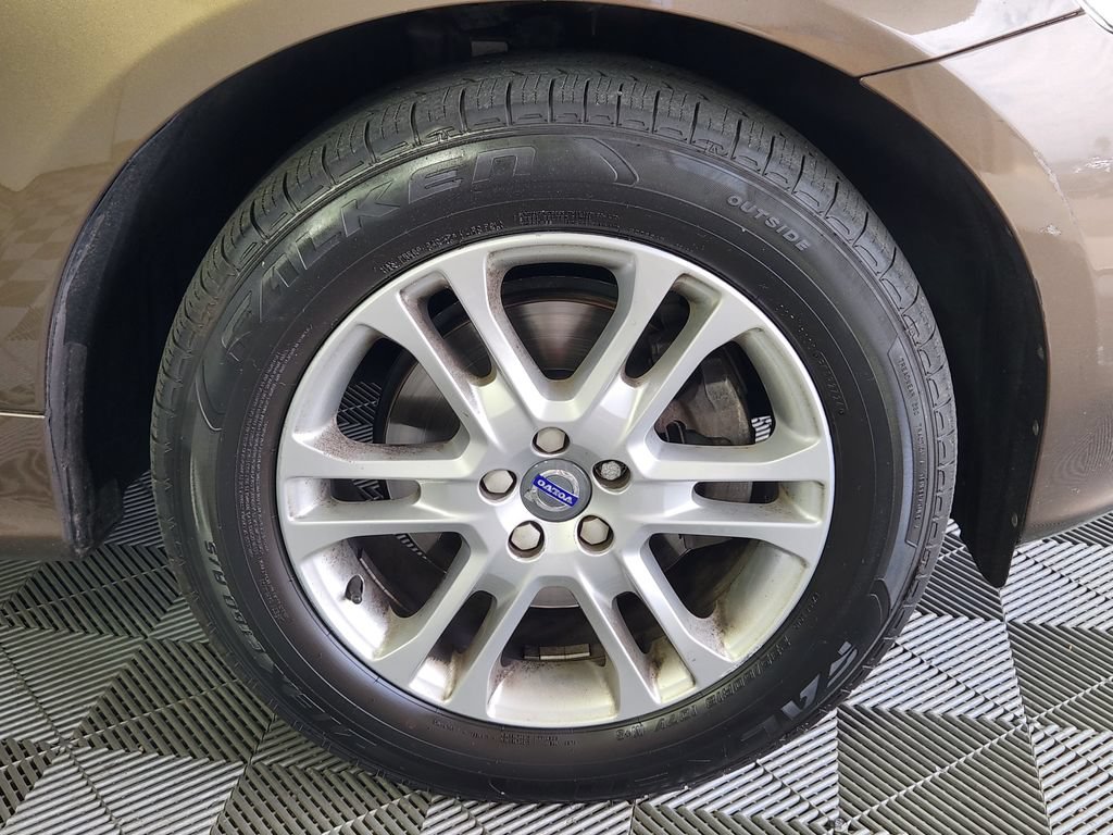 Used 2016 Volvo XC60 T5 Premier FWD image 9